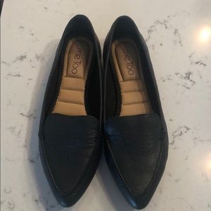 Me too size 8 loafers